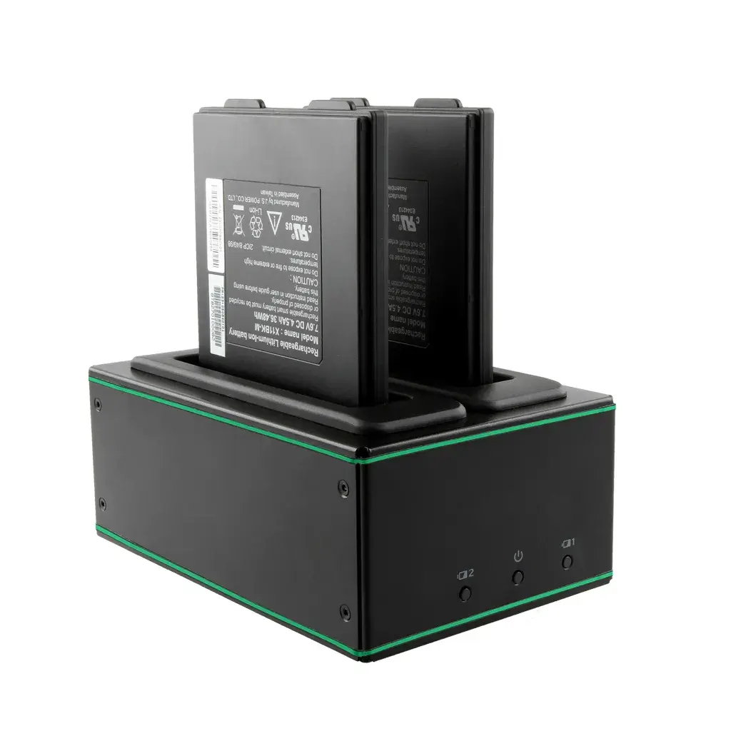 Två batteri till FIDS Zelo Tablet PC laddas